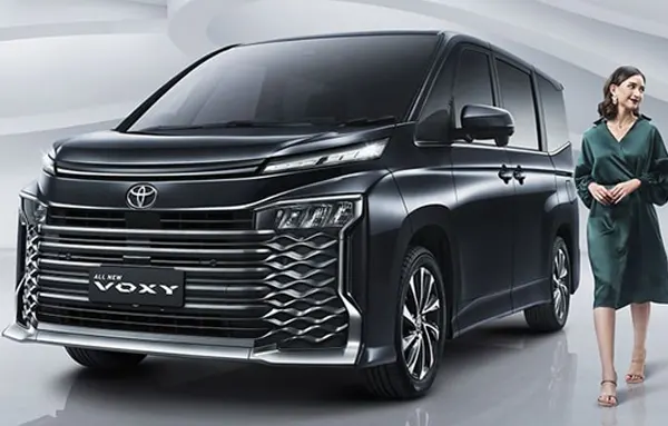 toyota-voxy-jakarta